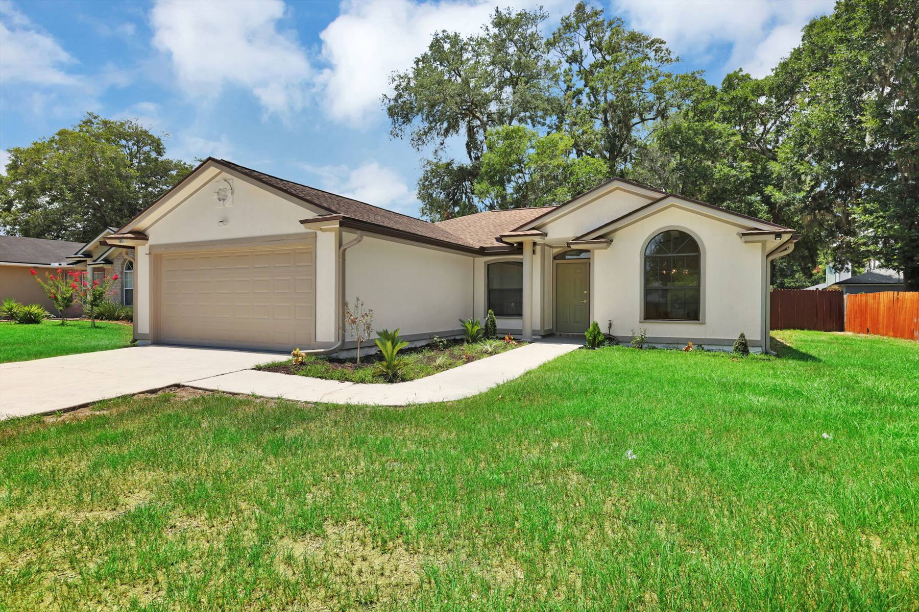 main property photo
