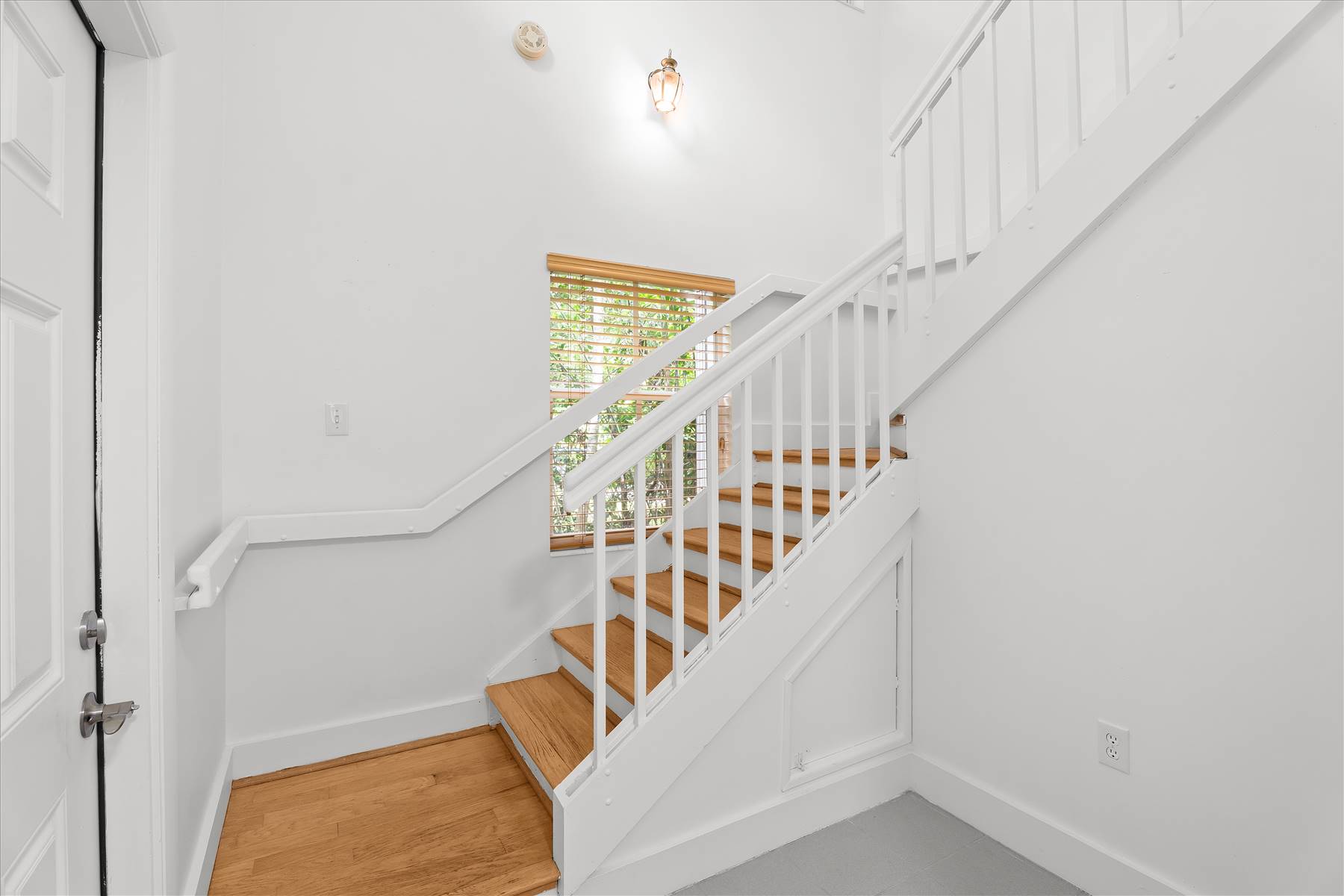 main property photo