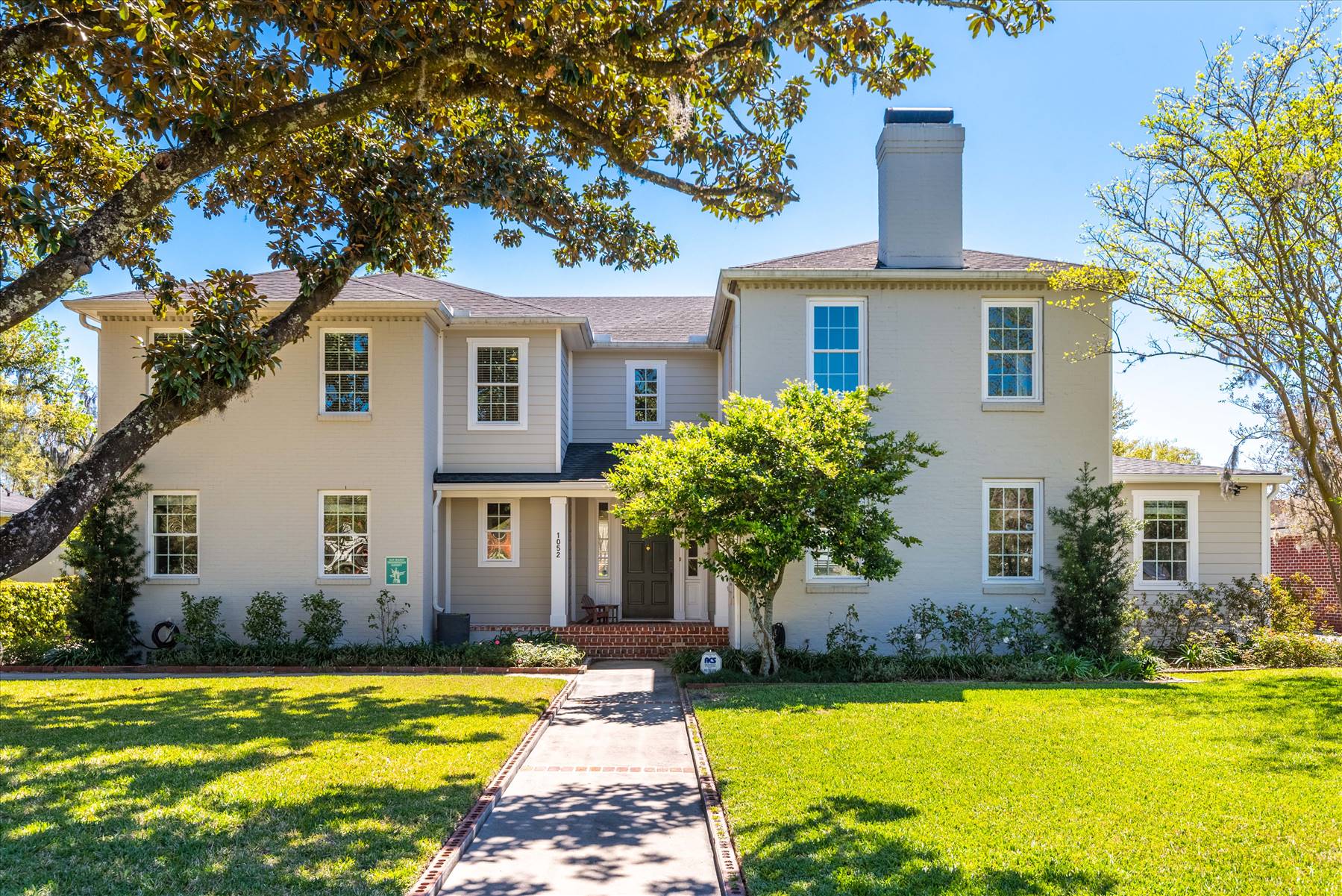 main property photo