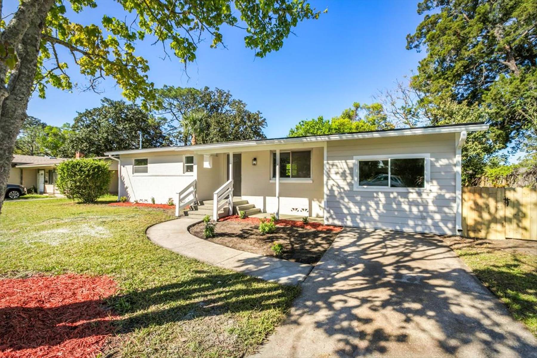main property photo
